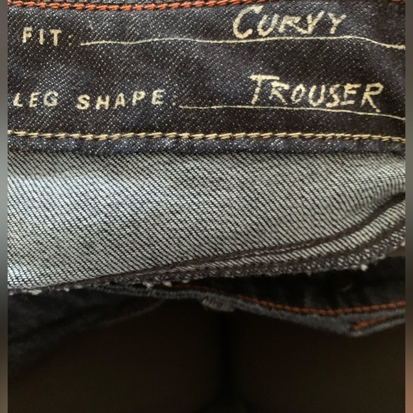 Eddie Bauer size 4   gently used Trouser style - Picture 4 of 7